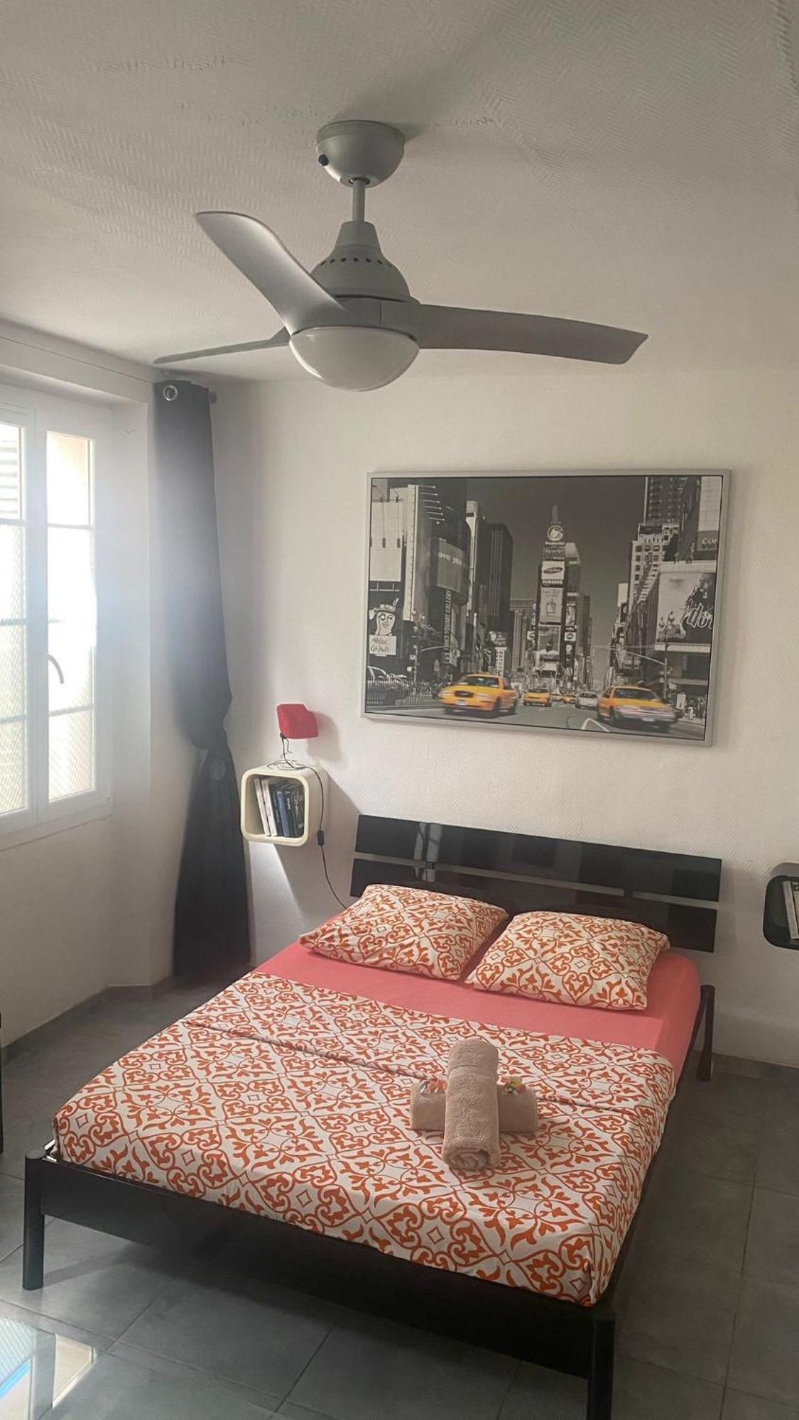 Le Suffren, Ventile ,Wifi, A 100 M De La Plage Тулон Экстерьер фото